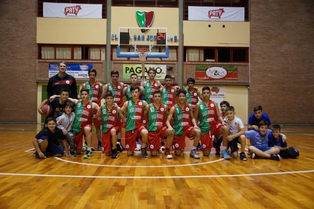 Gran triunfo en U 15