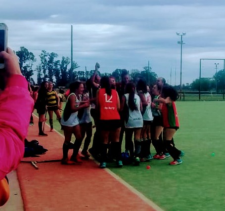 Otro título en Hockey, ahora Sub 18