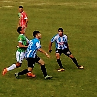 Frente a Americano a las 17.30