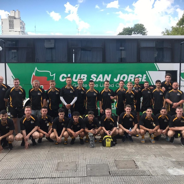 Tigers F. C. sigue entrenando en el Club