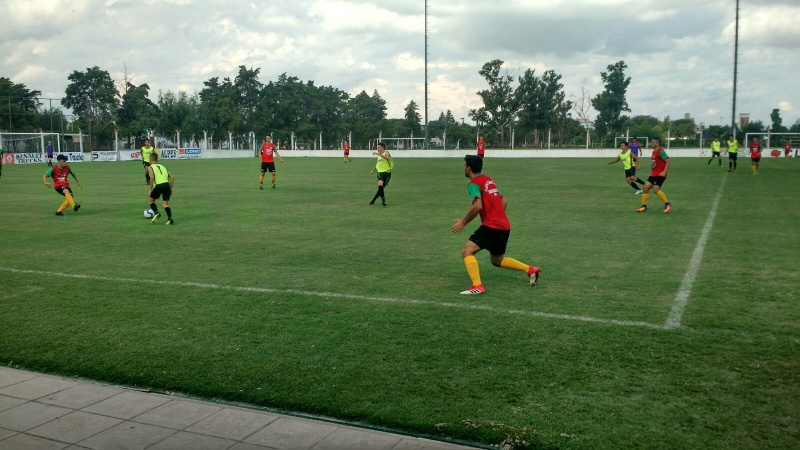 Otra intensa jornada de entrenamientos de Tigers F.C.