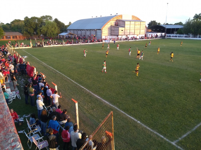 Digna actuación en Romang F. C.