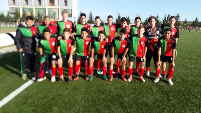 Amistoso ante Newells en Rosario