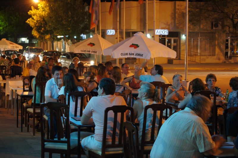 Promoción y domingos al aire libre en Restaurante Hotel