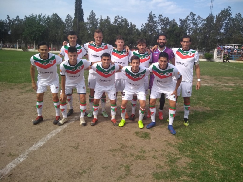 Contundente triunfo ante Americano y Clasificación a Semifinales