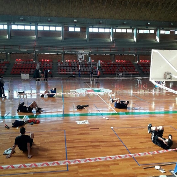 Puntapié inicial de la Vuelta al Club