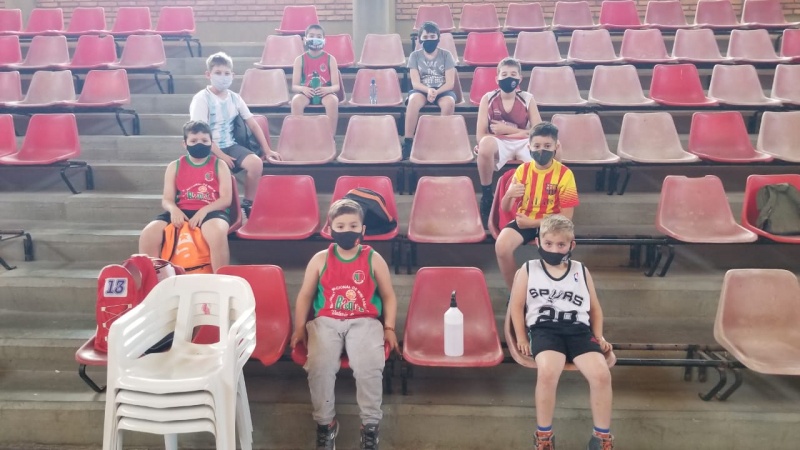 Comenzó regreso de actividades de menores de 12 años