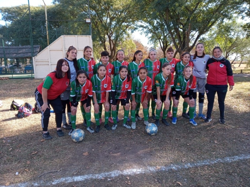 Primera actuación oficial de la Liga Femenina