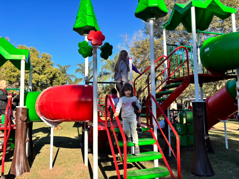 Inauguramos juegos infantiles en el festejo aniversario